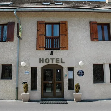 Le Relais De La Forge 2*